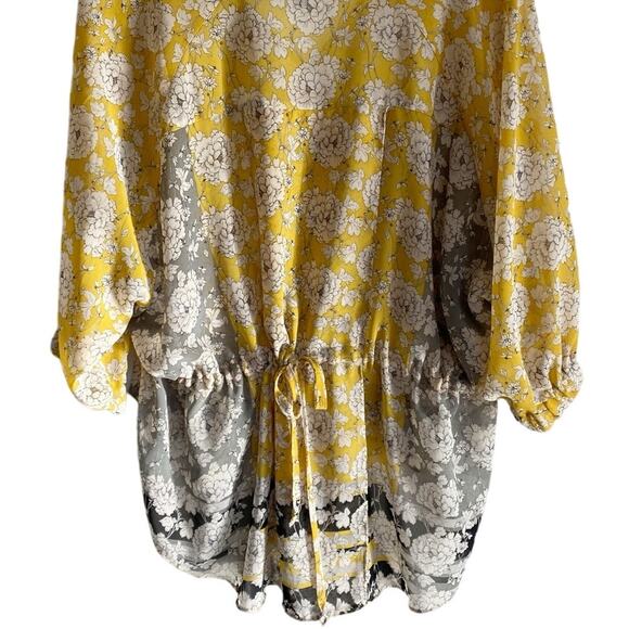 CAbi Amelia Gather‎ V Neck Hi Lo Floral Sheer Top S - Picture 12 of 14